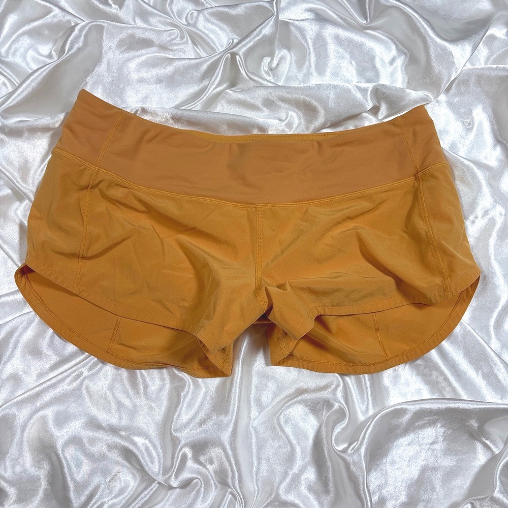 Lululemon Speed Up Low-Rise Shorts Orange Excellent 2.5" Inseam Size 6